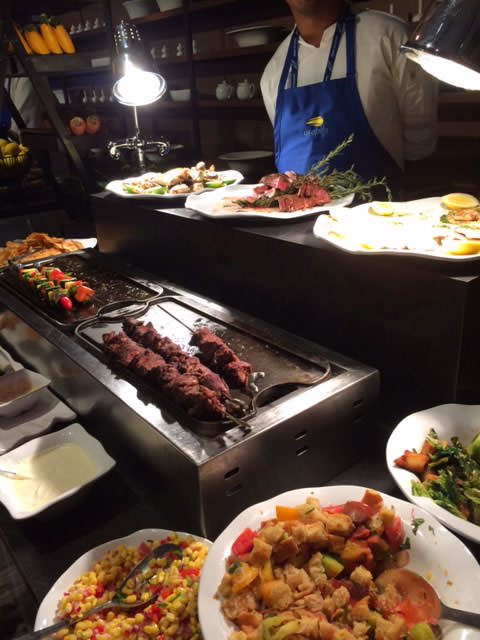 Five-Star Worthy Prime Rib, Lamb, Branzino And More Station At The Overlook Lounge<br />credit: Tom Brown